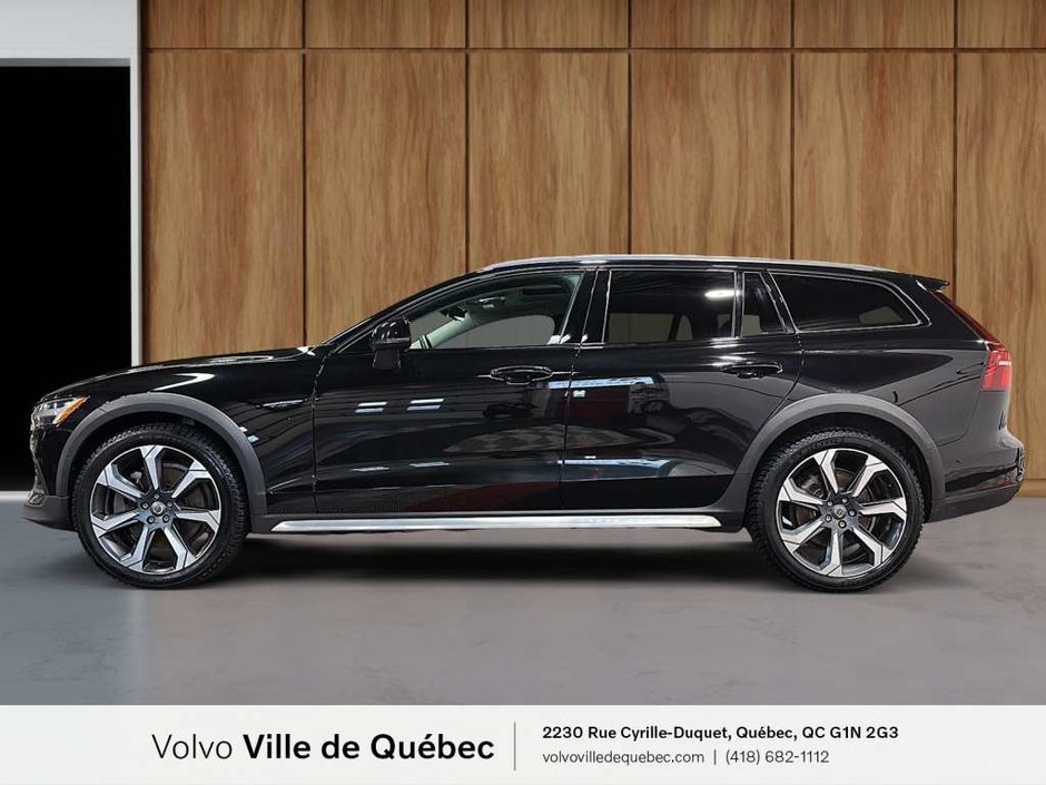 Volvo V60 CC Ultimate 2023-6