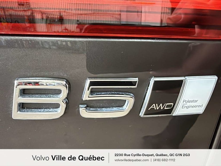 2023 Volvo V60 CC Ultimate-9