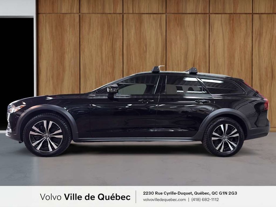 2023 Volvo V90 CC Plus B6-4