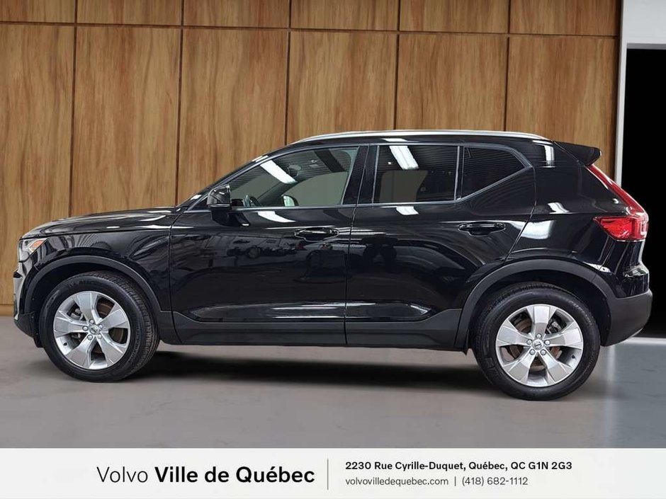 2020 Volvo XC40 Momentum-6