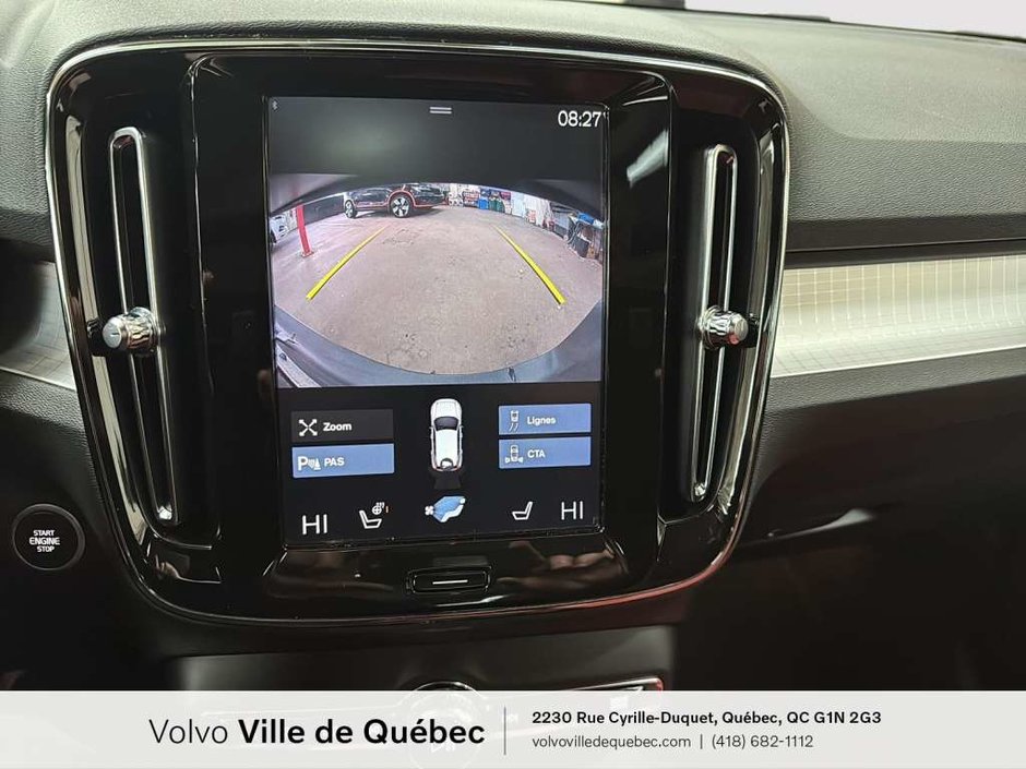 2020 Volvo XC40 Momentum-22