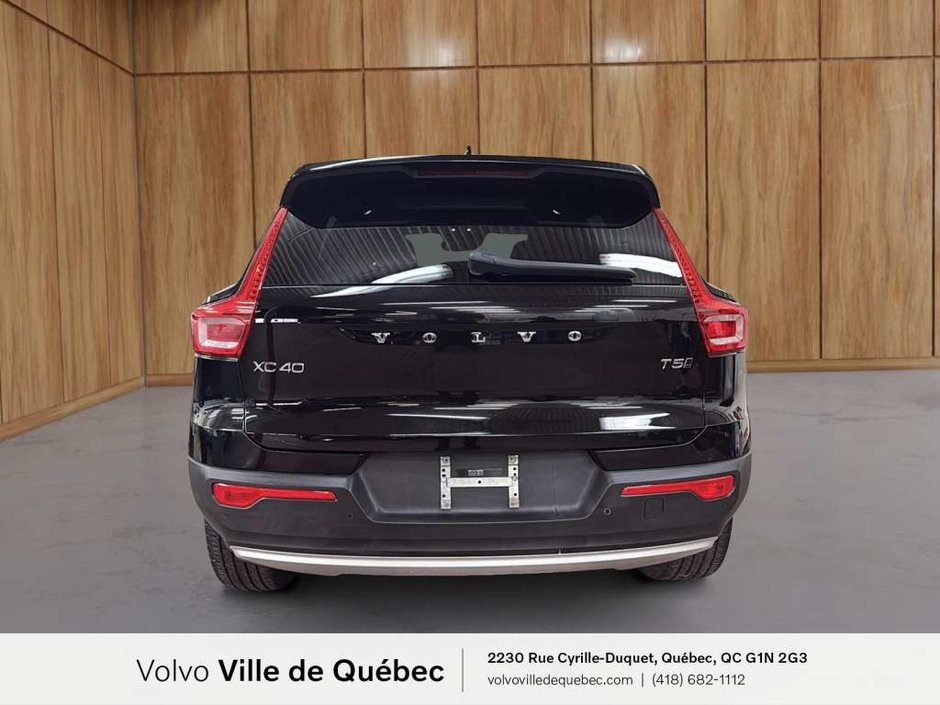 2020 Volvo XC40 Momentum-5
