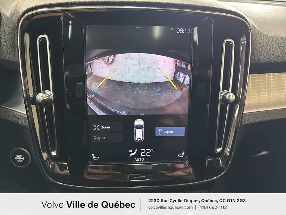 2020 Volvo XC40 Momentum-21