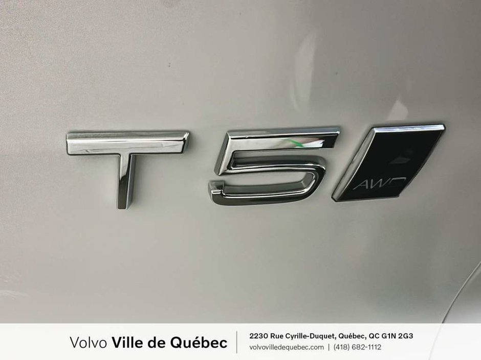 2020 Volvo XC40 Momentum-7