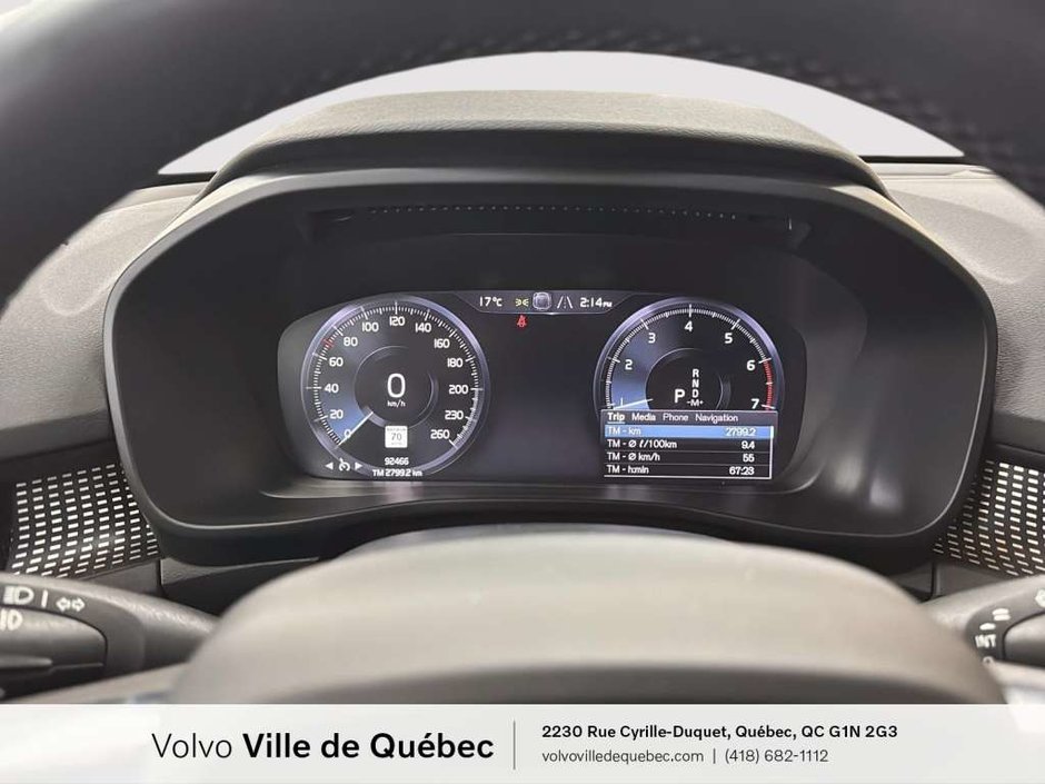 2022 Volvo XC40 R-Design-17