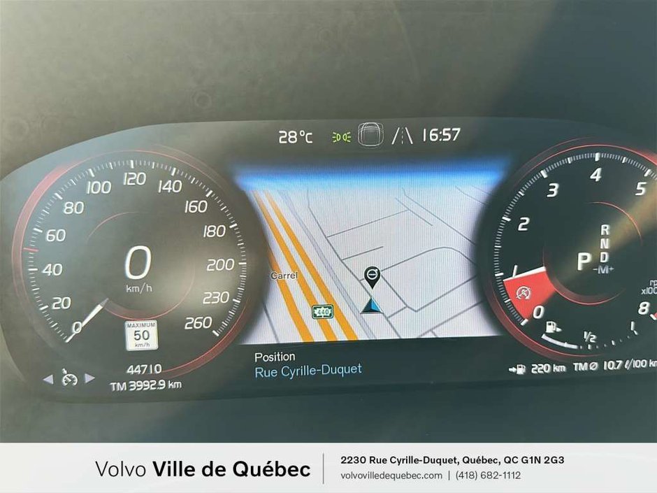 Volvo XC40 R-Design 2022-18