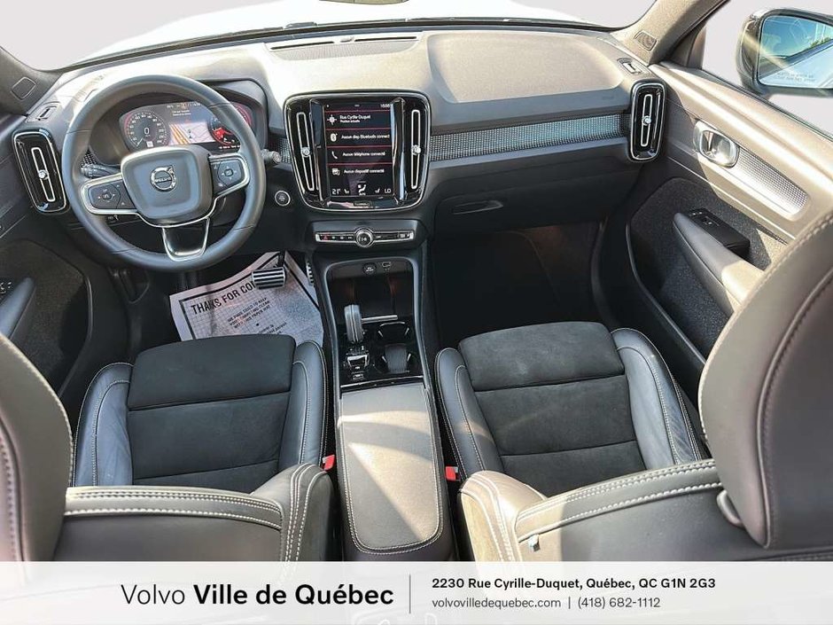 Volvo XC40 R-Design 2022-13