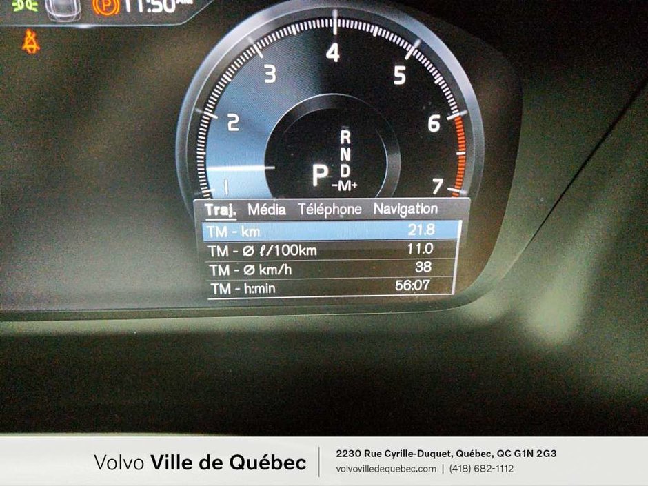 Volvo XC40 Momentum 2022-18