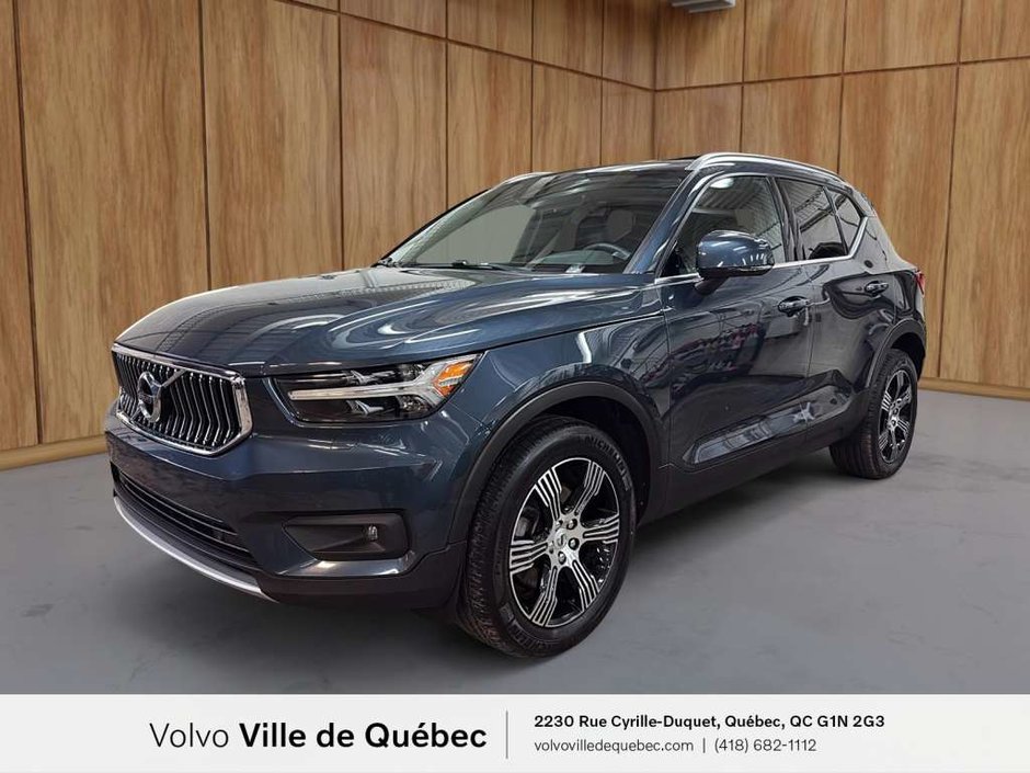 2022 Volvo XC40 Inscription-0
