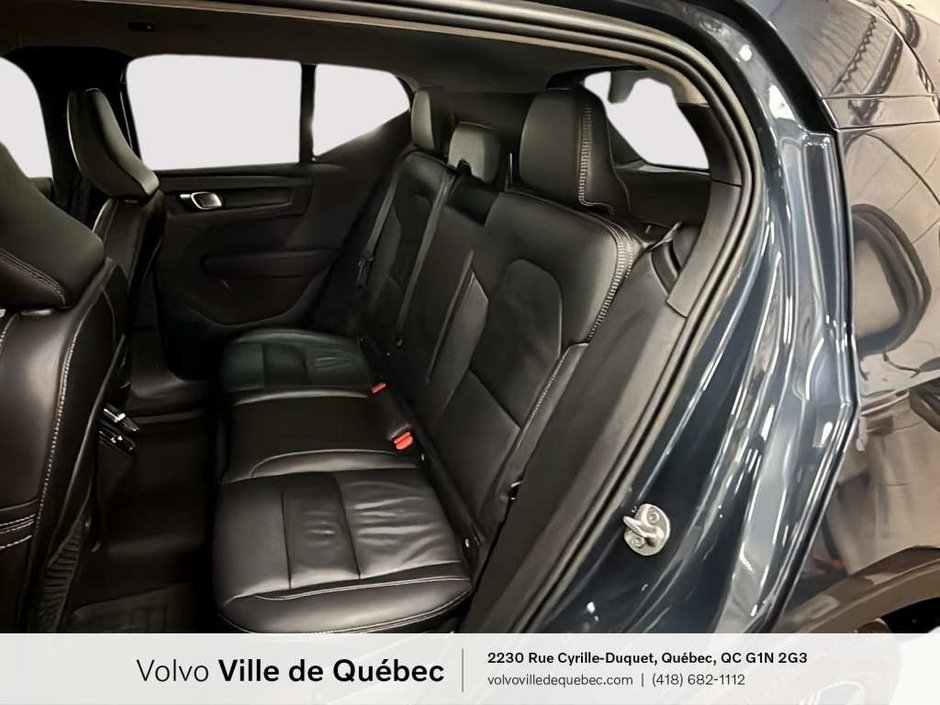 2022 Volvo XC40 Inscription-12