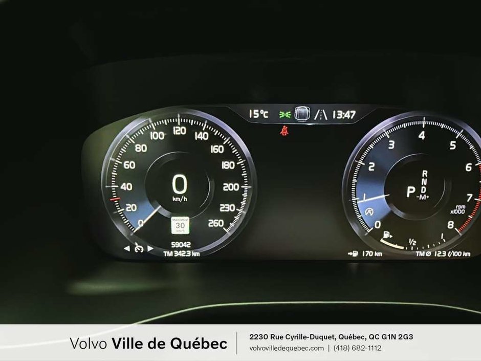 2022 Volvo XC40 R-Design-19