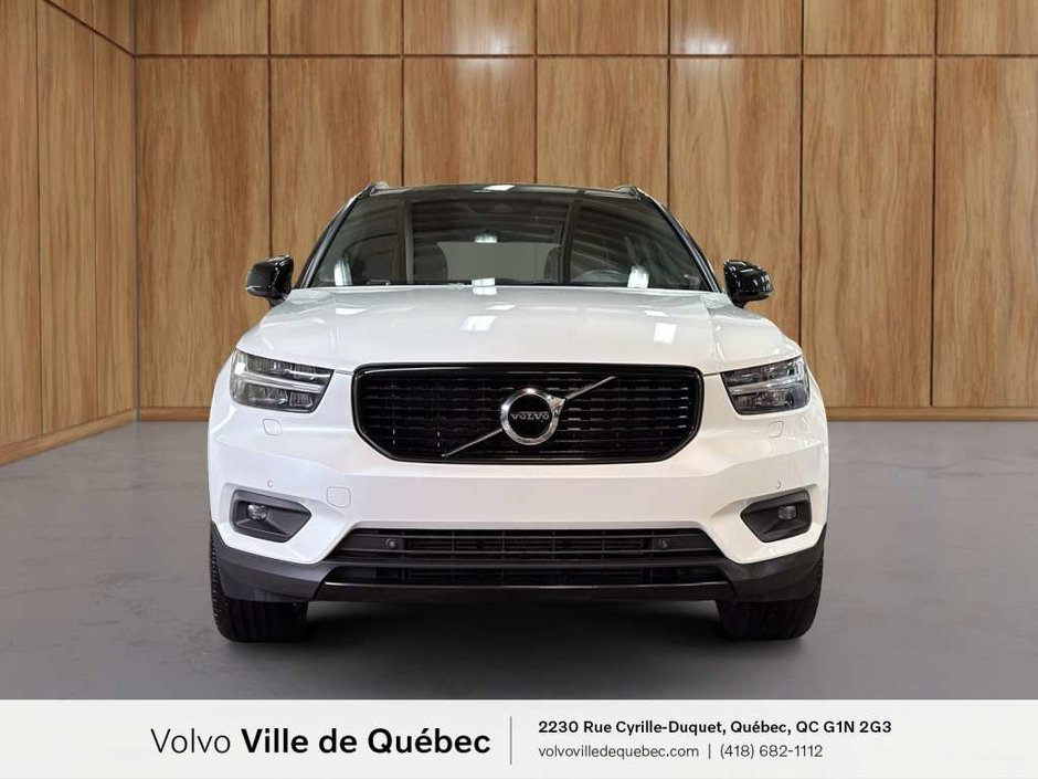 2022 Volvo XC40 R-Design-2