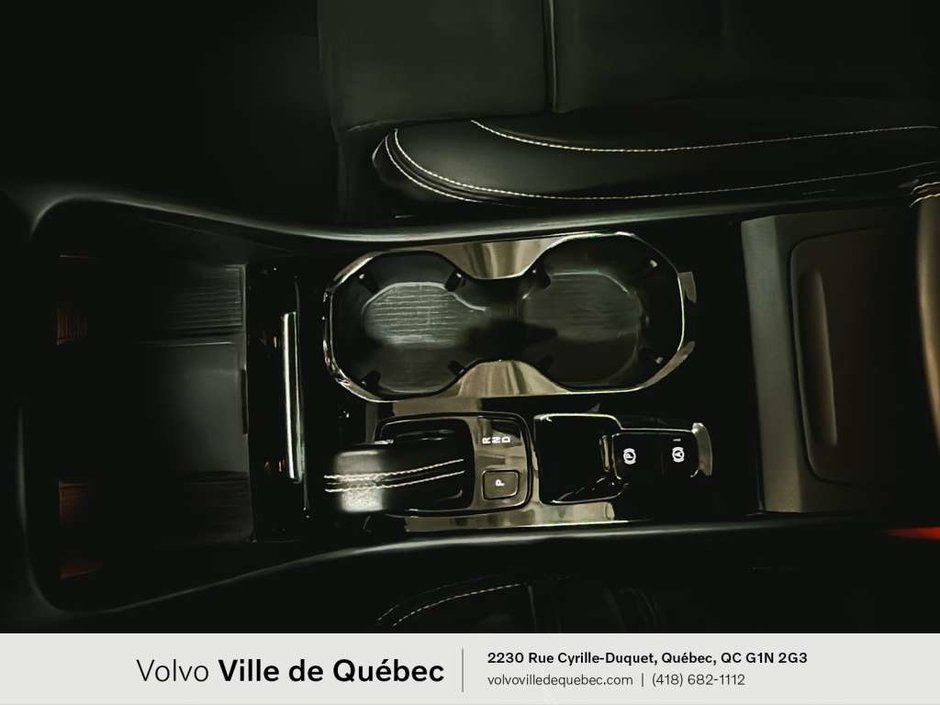 2022 Volvo XC40 R-Design-22