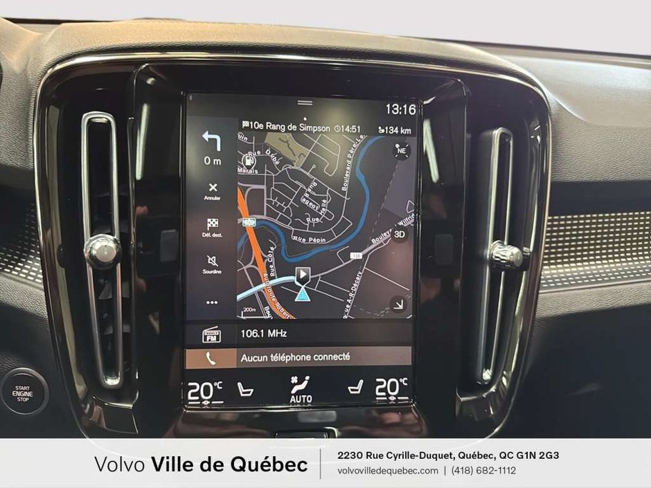 Volvo XC40 R-Design 2022-17