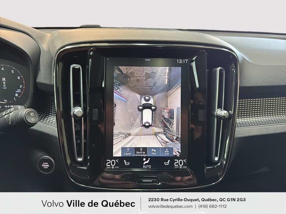 Volvo XC40 R-Design 2022-19