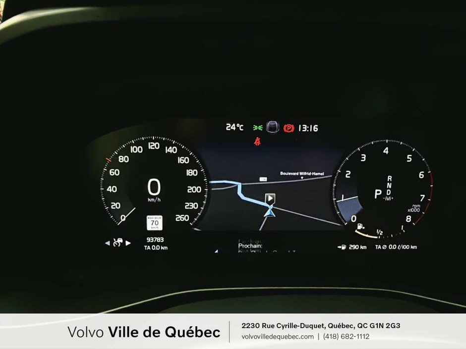 Volvo XC40 R-Design 2022-16