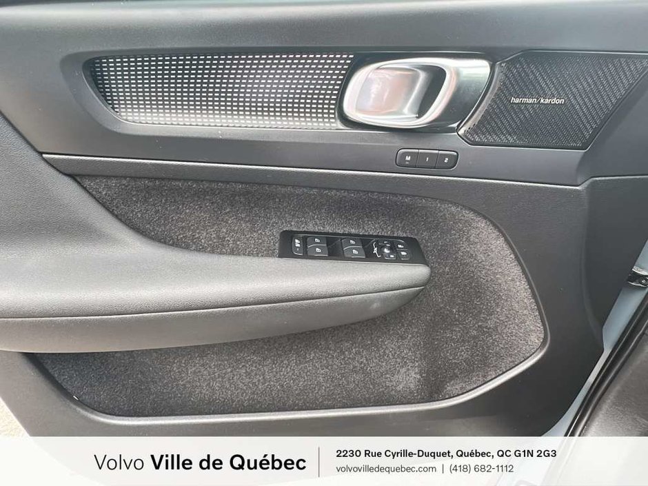 2022 Volvo XC40 Recharge Ultimate-22