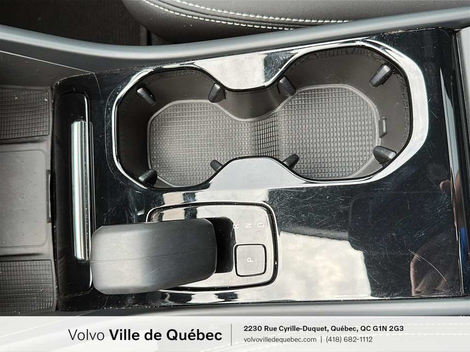 Volvo XC40 Recharge Plus 2022-22