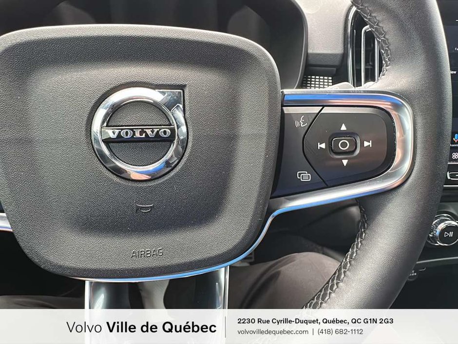 Volvo XC40 Recharge Plus 2022-14