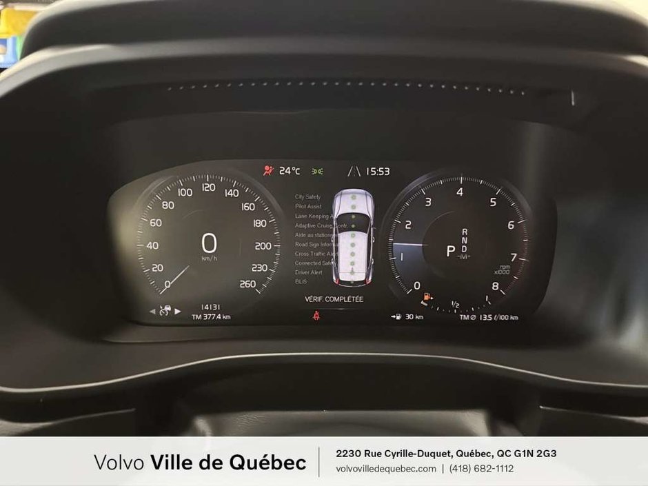 2022 Volvo XC40 R-Design-16