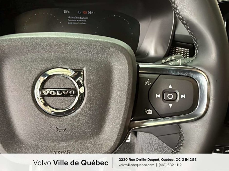 2022 Volvo XC40 R-Design-12