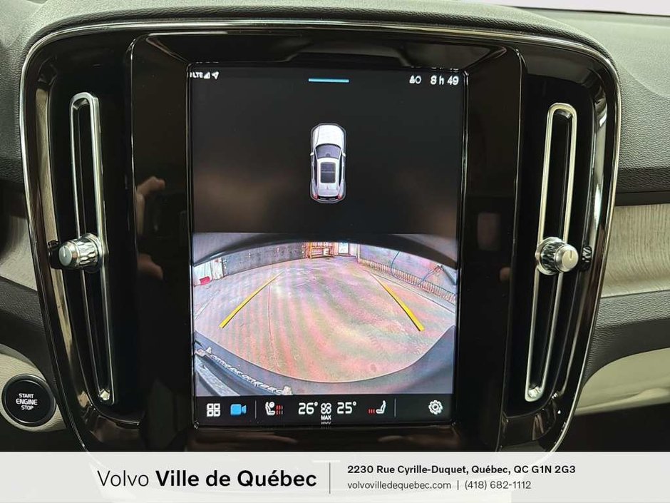 Volvo XC40 Plus Dark B5 2023-21