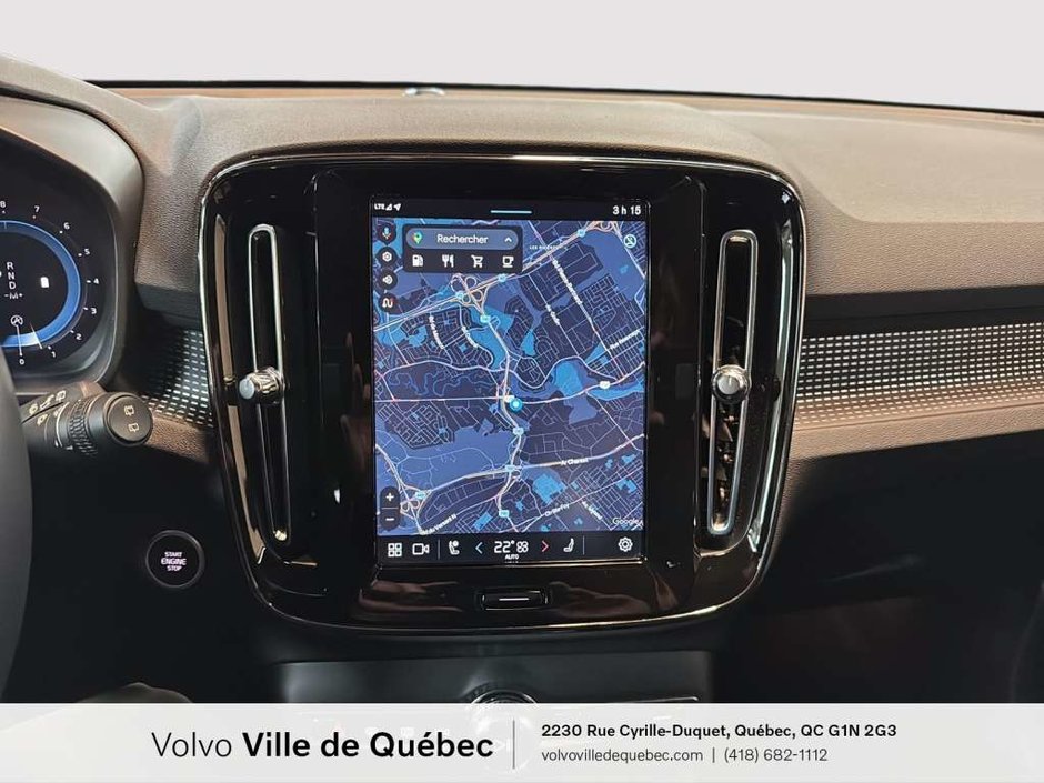 Volvo XC40 Plus Dark B5 2023-19