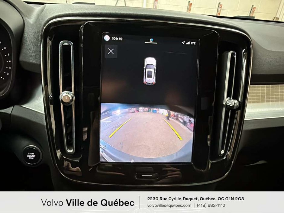 2023 Volvo XC40 Core B5-18