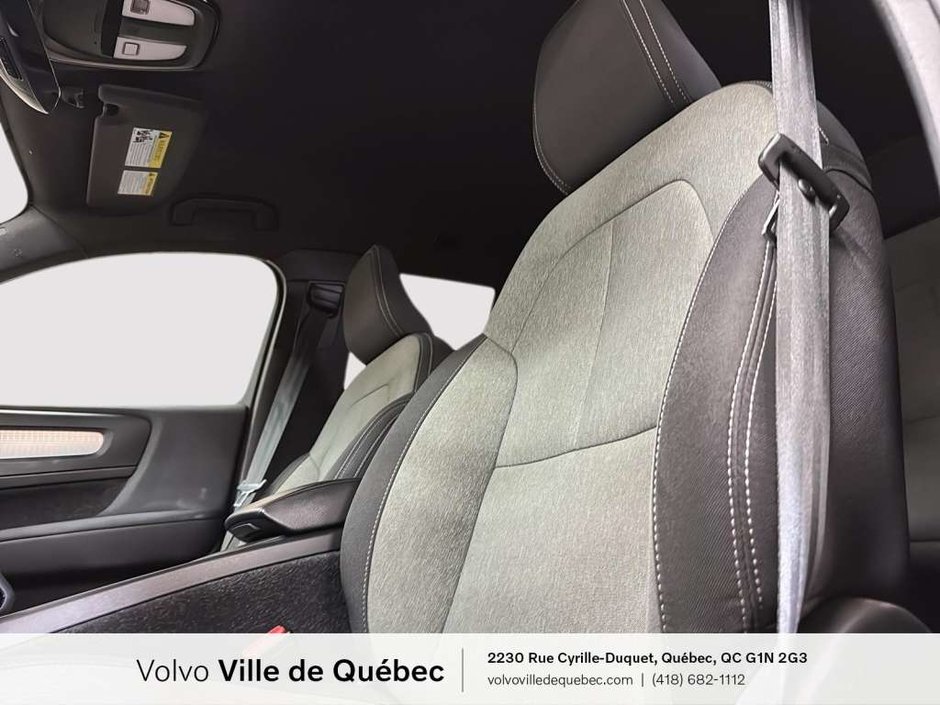 2023 Volvo XC40 Core B5-8