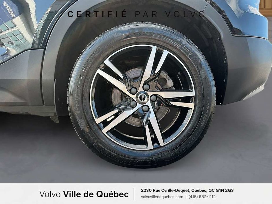 Volvo XC40 Core B5 2023-6