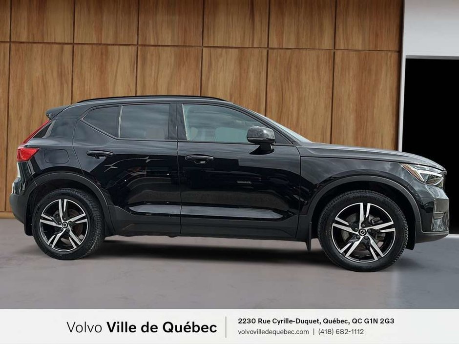 Volvo XC40 B5 - Core 2024-3