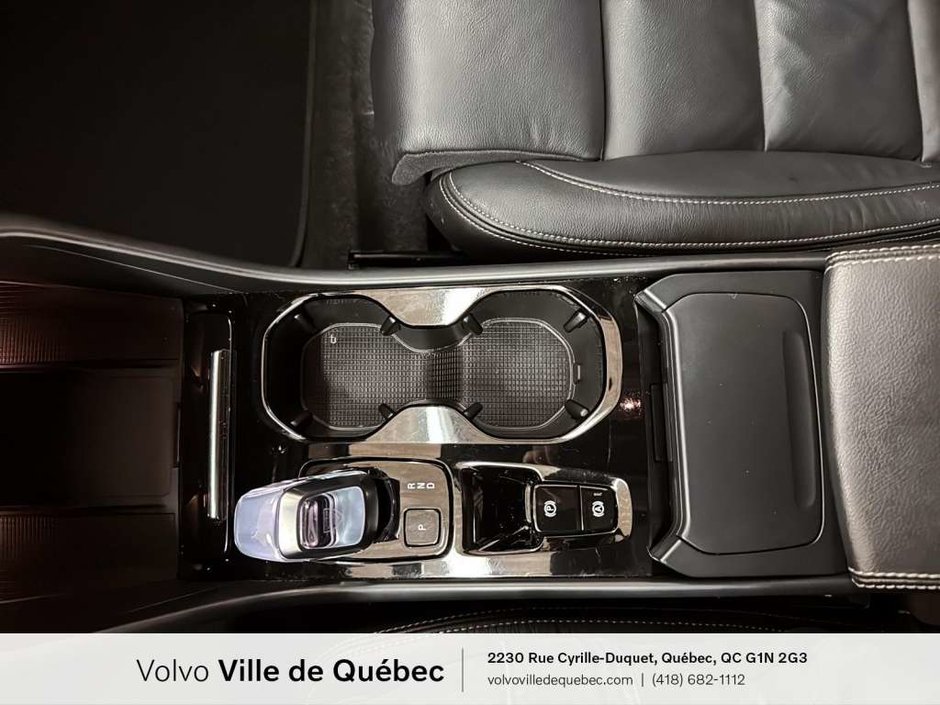Volvo XC40 B5 - Plus 2024-17
