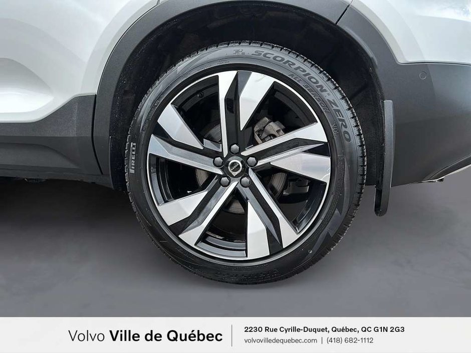 2024 Volvo XC40 B5 - Plus-6