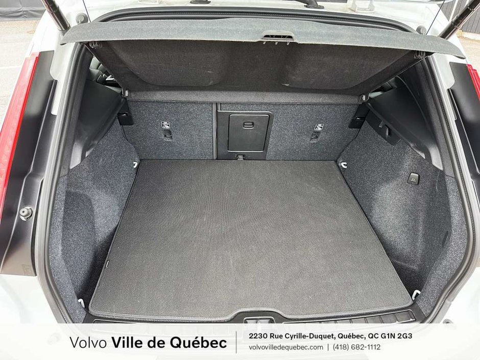 2024 Volvo XC40 B5 - Plus-7