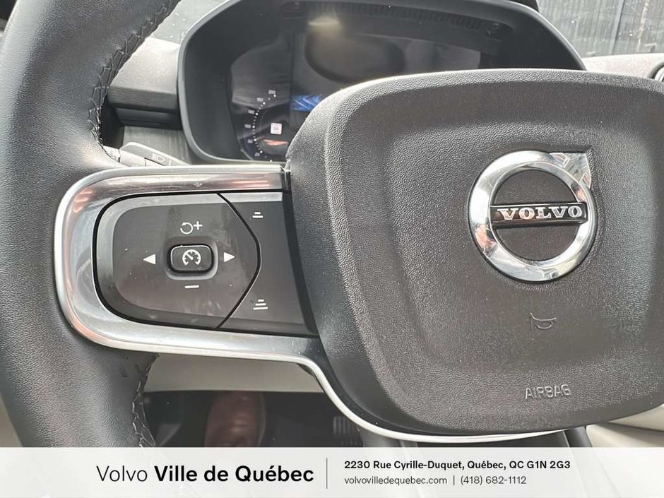 2024 Volvo XC40 B5 - Plus-11