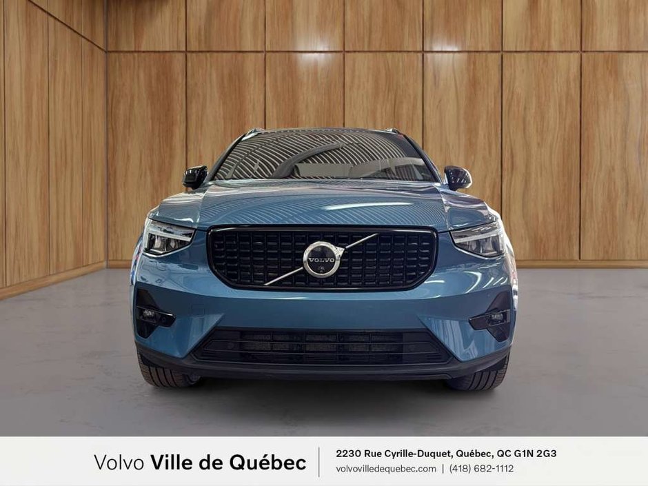 Volvo XC40 B5 - Plus 2024-2