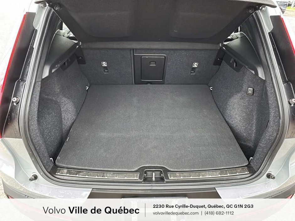 2024 Volvo XC40 B5 - Ultimate-8