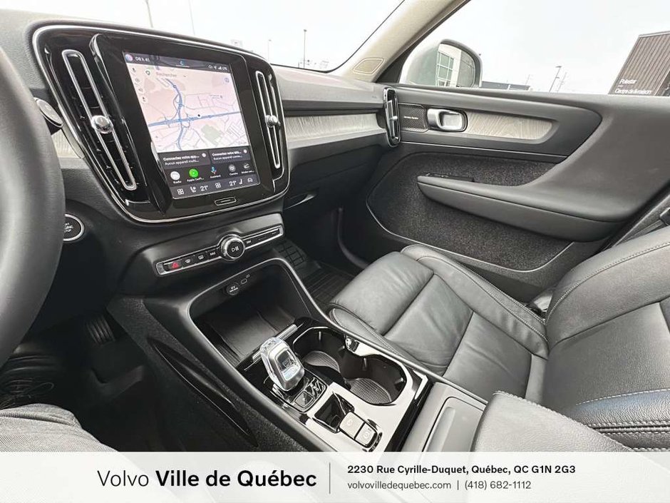 2024 Volvo XC40 B5 - Ultimate-22