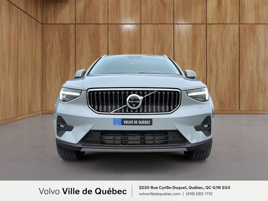 2024 Volvo XC40 B5 - Ultimate-2