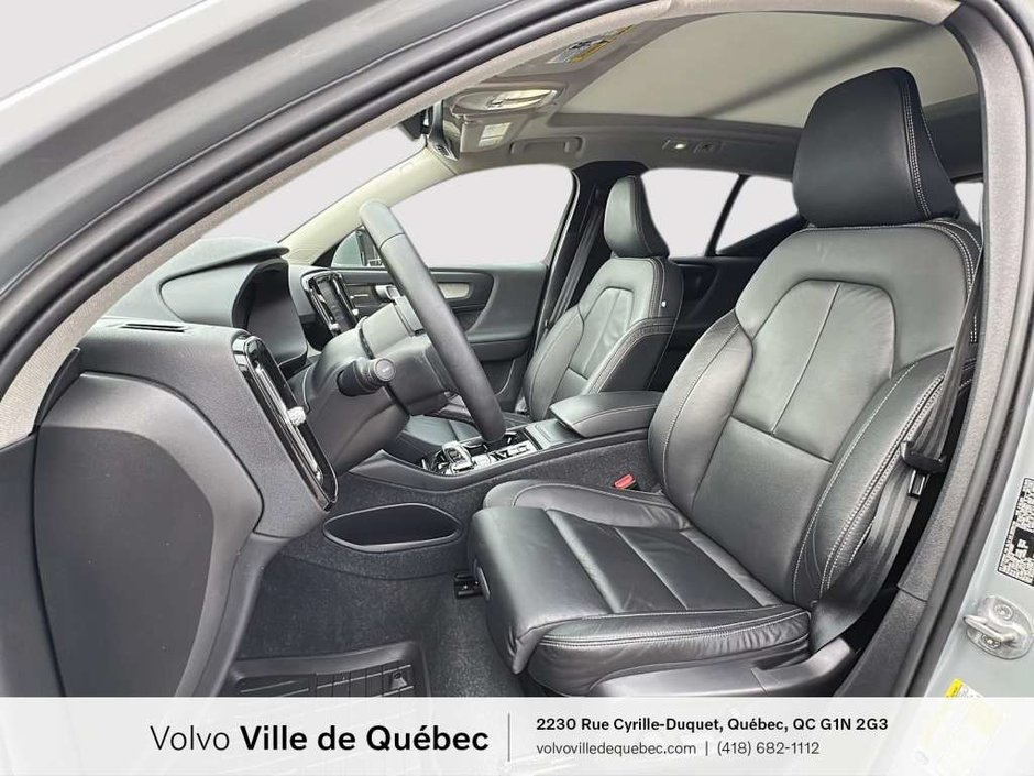 2024 Volvo XC40 B5 - Ultimate-9