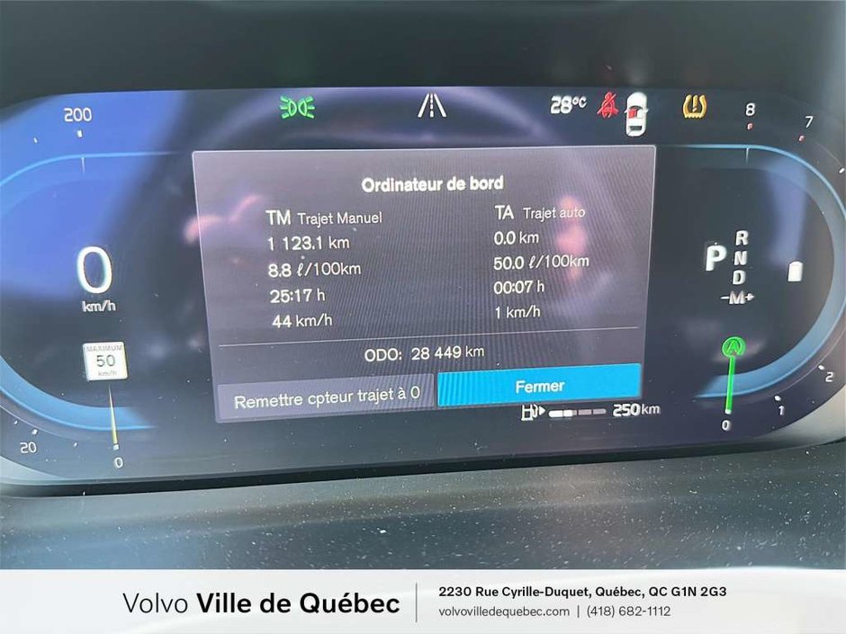 2024 Volvo XC40 B5 - Ultimate-13