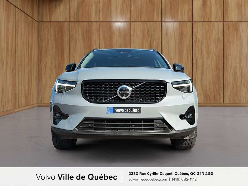 2024 Volvo XC40 B5 - Ultimate-2