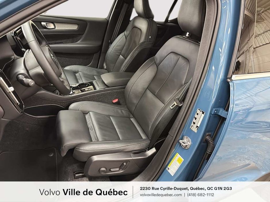 Volvo XC40 B5 - Plus 2025-1