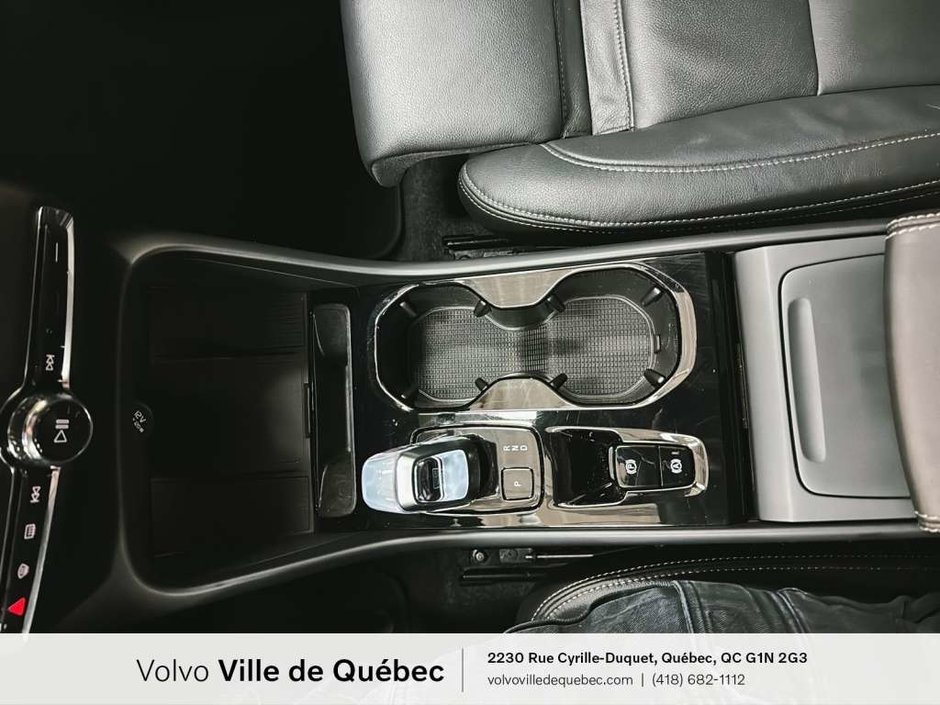 Volvo XC40 B5 - Plus 2025-16