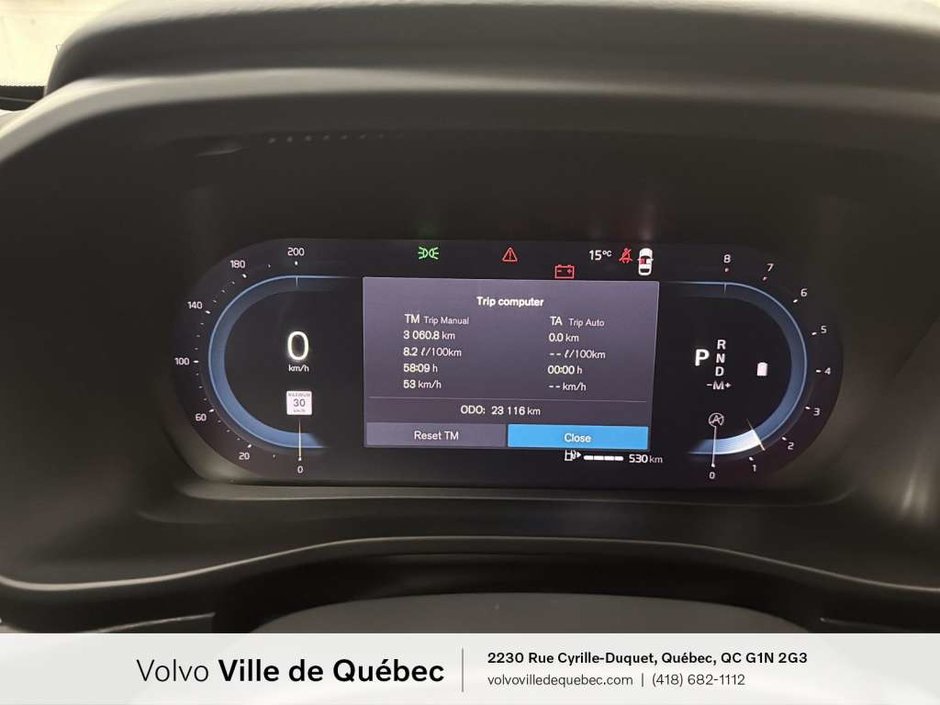 2025 Volvo XC40 B5 - Core-14