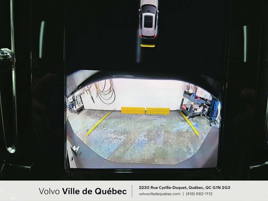 2025 Volvo XC40 B5 - Core-20