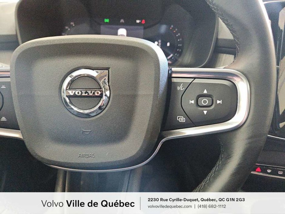 2025 Volvo XC40 B5 - Plus-16