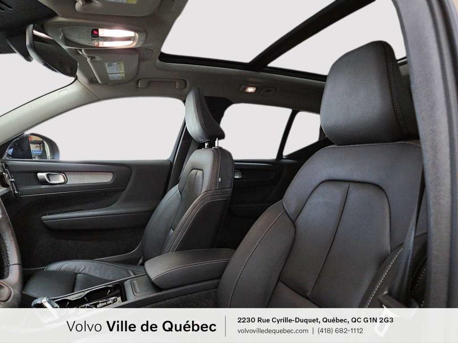 2025 Volvo XC40 B5 - Plus-10