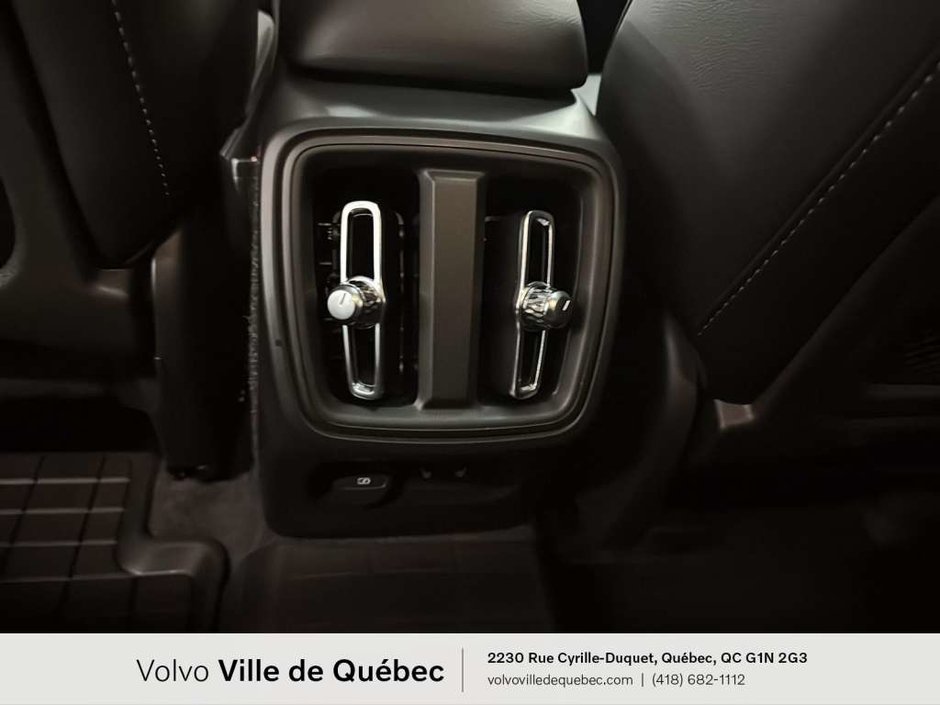 Volvo XC40 B5 - Plus 2025-17