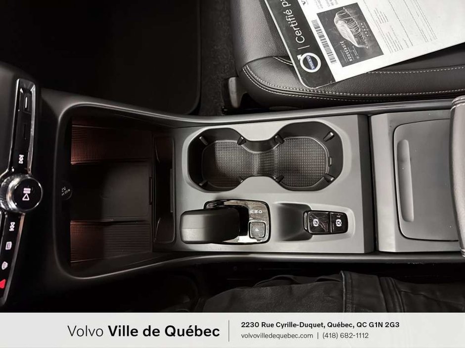 Volvo XC40 B5 - Core 2025-20